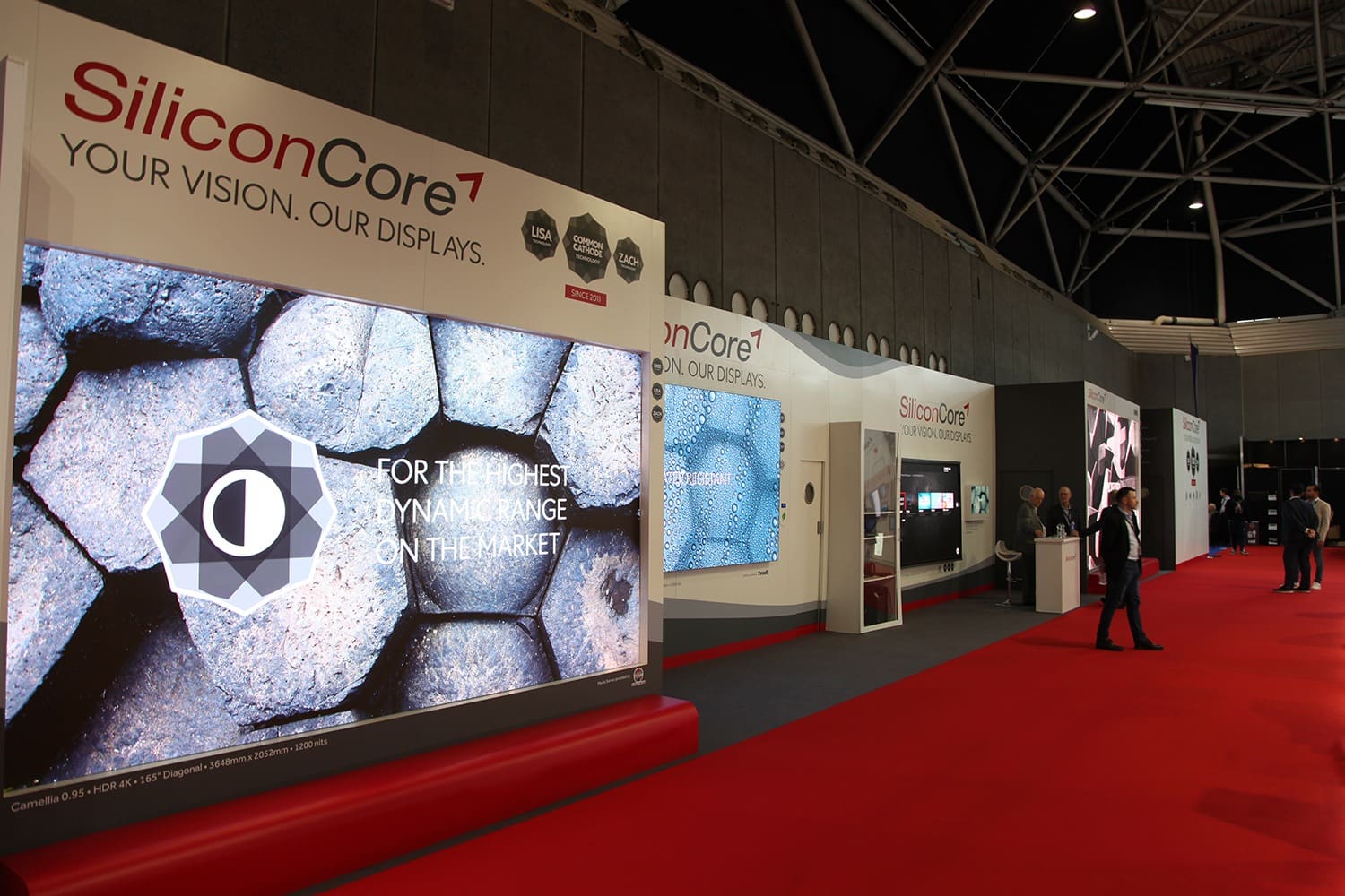 SiliconCore представляет 0,83 мм MicroLED на выставке ISE
