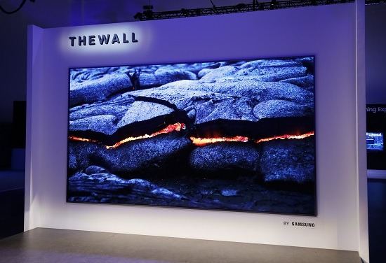 <pre>Samsung готов выпустить микро светодиодные телевизоры в третьем квартале
